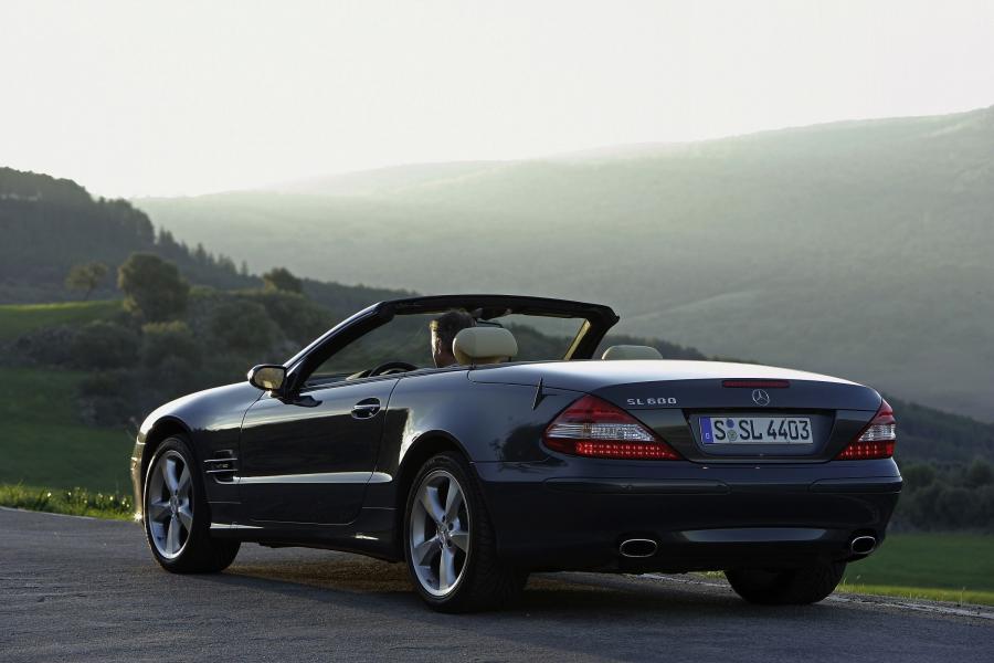  Mercedes-Benz SL-Class 2006 года  (фото 24 из 81)
